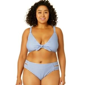 Time & Tru Plus Size Blue & White Striped Two Piece Swimsuit Size 2X 20W-22W